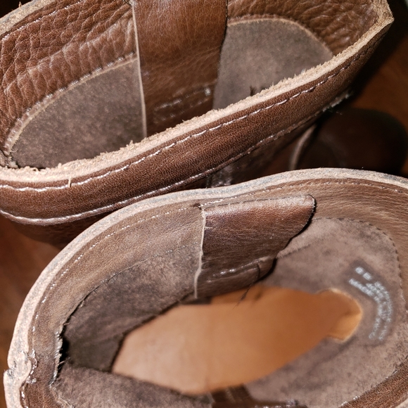 Frye Leather No-Zip Ankle Boots size 6B - Picture 8 of 8